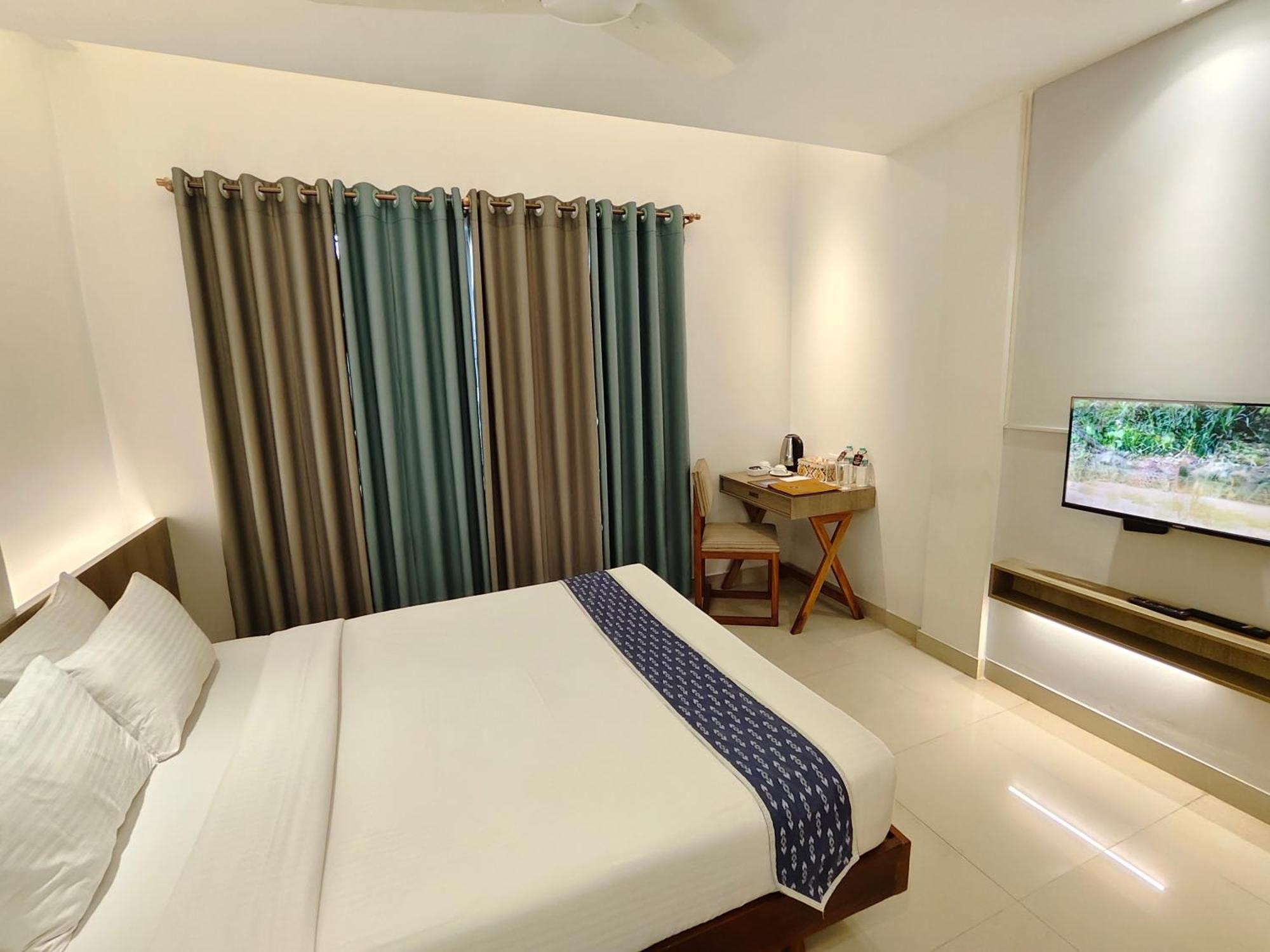 Hotel Nandini Дакка Экстерьер фото